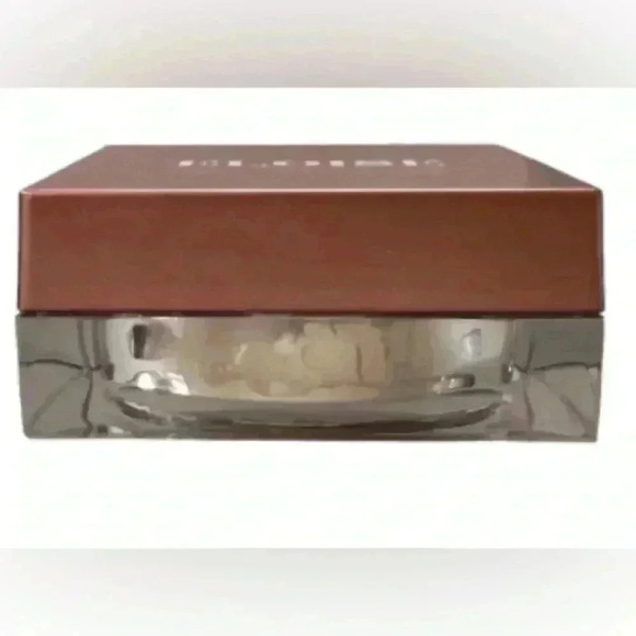 Eloise Beauty Flawless Loose Setting Powder Vanilla - Makeup - Picture 3 of 3